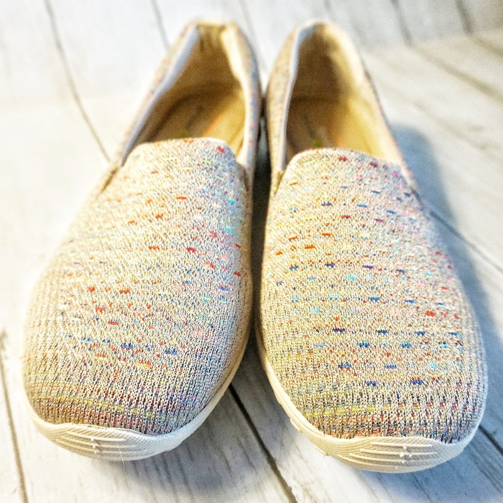 Skechers Wmn's Relaxed Fit Reggae Fest Slip On EUC